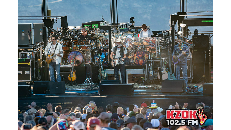 Deaad and Company performs at The Gorge Amphitheatre