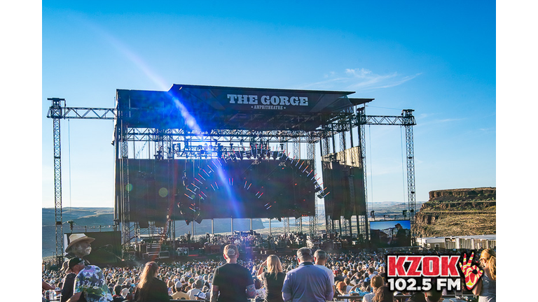 Deaad and Company performs at The Gorge Amphitheatre