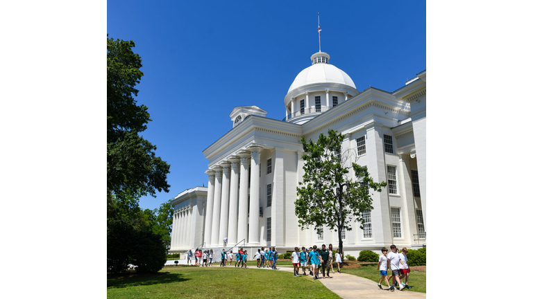 Alabama Lawmakers Vote To Ban Abortion Within State