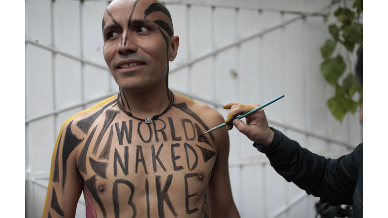 MEXICO-NAKED BIKE RIDE