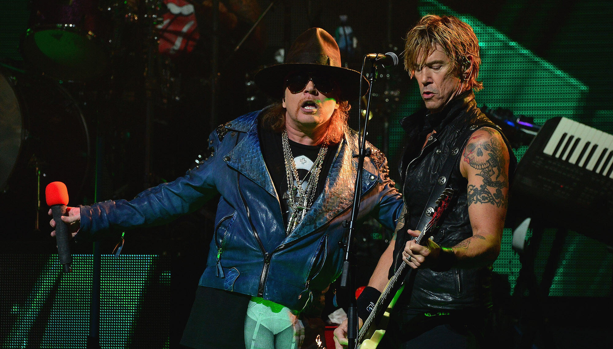 Duff McKagan Describes Axl Rose's 'Inspiring' Before And After-Show ...