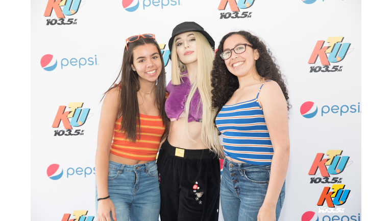 PHOTOS: Ava Max Meets Fans Backstage at KTUphoria
