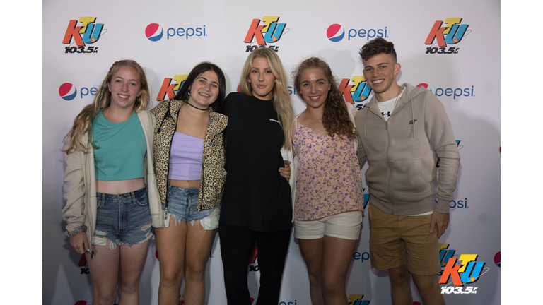 PHOTOS: Ellie Goulding Meet Fans Backstage at KTUphoria