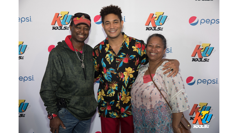 PHOTOS: Bryce Vine Meets Fans Backstage at KTUphoria