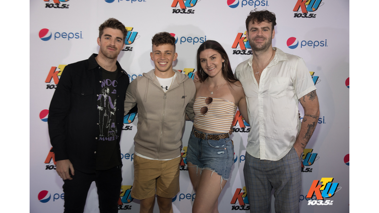 PHOTOS: The Chainsmokers Meet Fans Backstage at KTUphoria