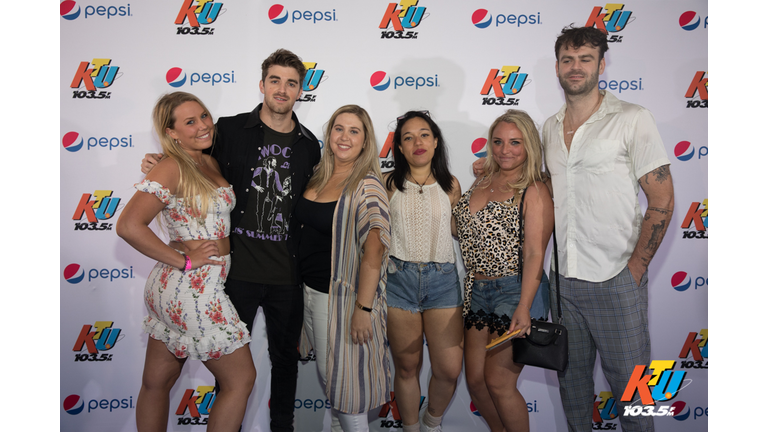 PHOTOS: The Chainsmokers Meet Fans Backstage at KTUphoria