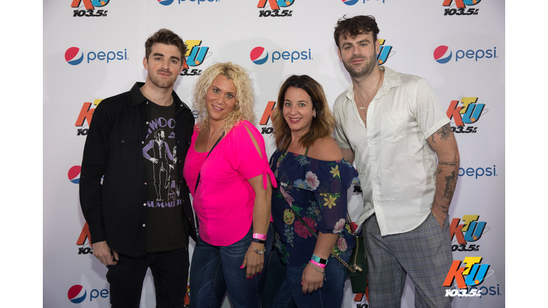 PHOTOS: The Chainsmokers Meet Fans Backstage at KTUphoria