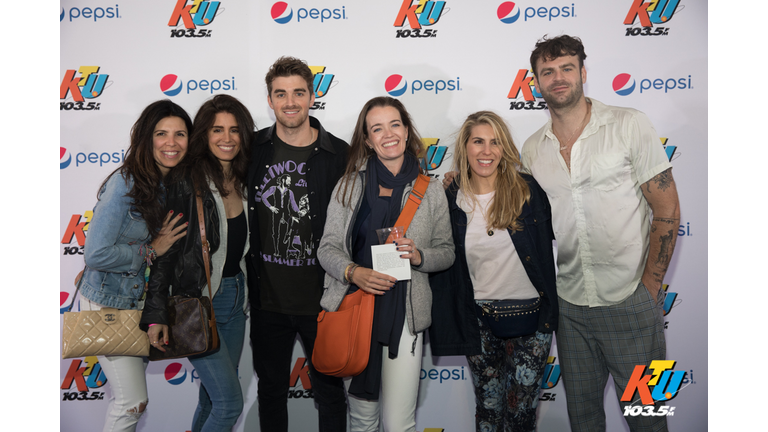 PHOTOS: The Chainsmokers Meet Fans Backstage at KTUphoria