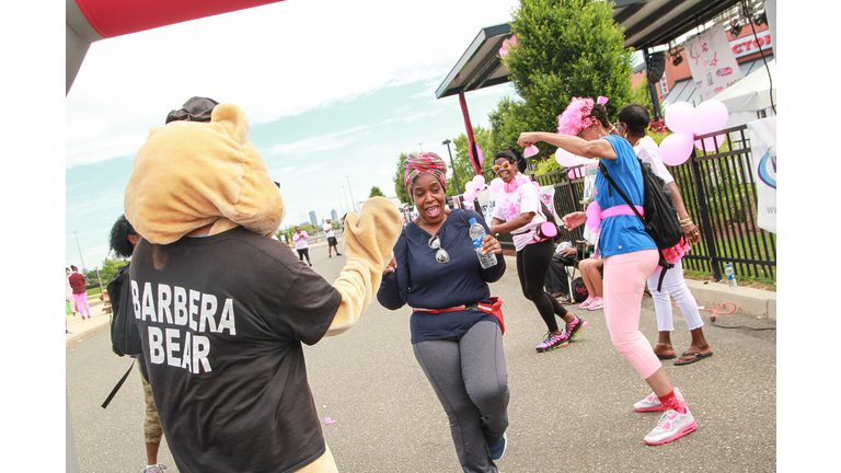 2019 Sista Strut Philadelphia Finish Line Photos. Photo: iHeartMedia Philly/Tricia Gdowik