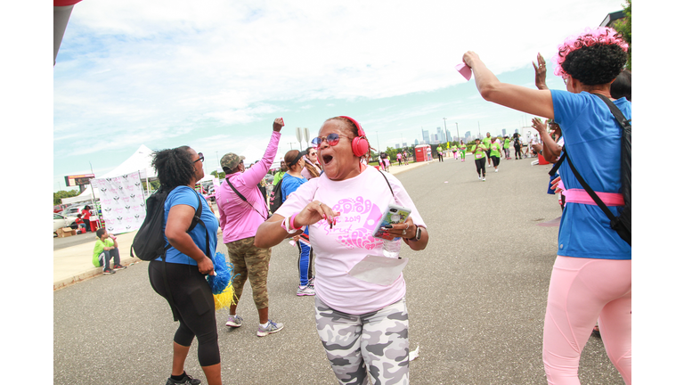 2019 Sista Strut Philadelphia Finish Line Photos. Photo: iHeartMedia Philly/Tricia Gdowik
