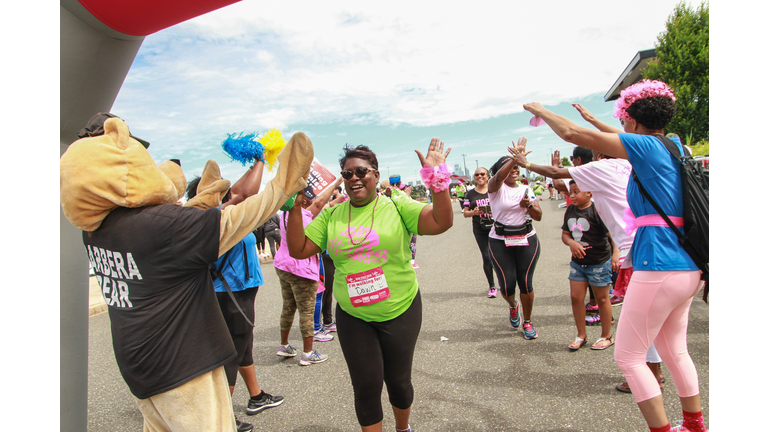 2019 Sista Strut Philadelphia Finish Line Photos. Photo: iHeartMedia Philly/Tricia Gdowik