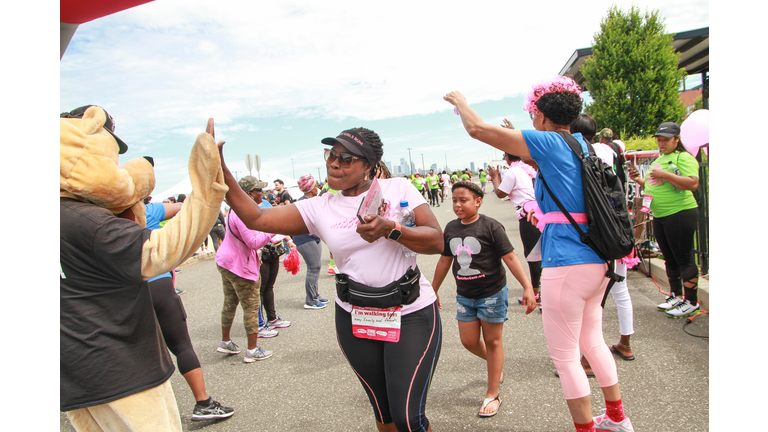 2019 Sista Strut Philadelphia Finish Line Photos. Photo: iHeartMedia Philly/Tricia Gdowik