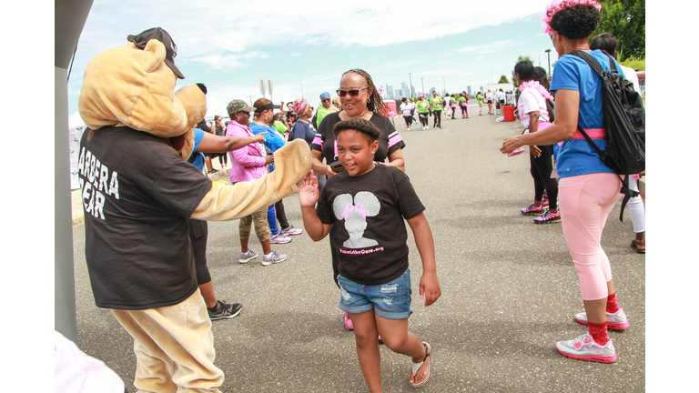 2019 Sista Strut Philadelphia Finish Line Photos. Photo: iHeartMedia Philly/Tricia Gdowik