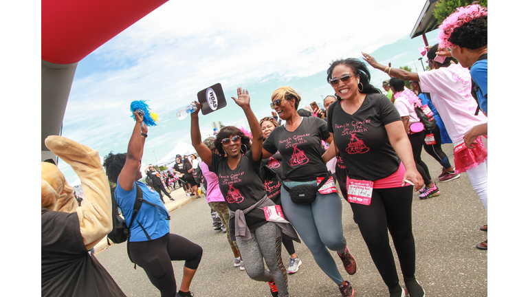 2019 Sista Strut Philadelphia Finish Line Photos. Photo: iHeartMedia Philly/Tricia Gdowik