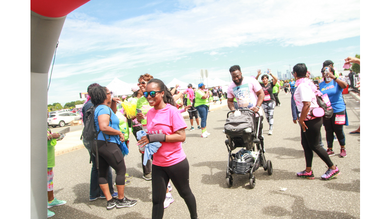 2019 Sista Strut Philadelphia Finish Line Photos. Photo: iHeartMedia Philly/Tricia Gdowik