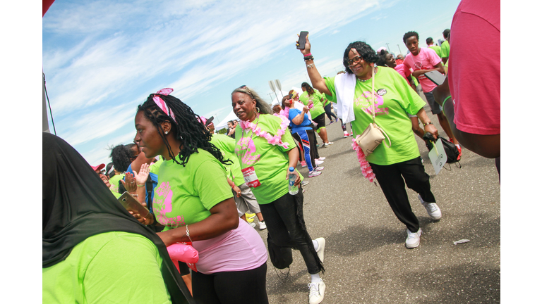 2019 Sista Strut Philadelphia Finish Line Photos. Photo: iHeartMedia Philly/Tricia Gdowik