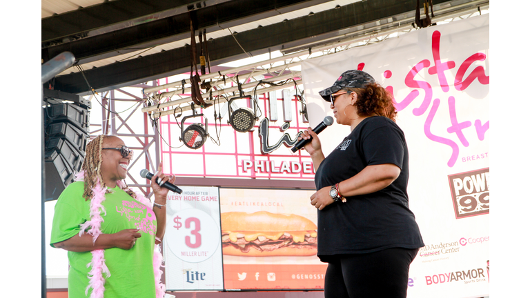 Patty Jackson welcomes Desiree Atkins of Forman Mills at our 2019 Sista Strut Philadelphia. Photo: iHeartMedia Philly/Tricia Gdowik