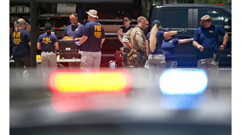 Gunman Dead After Shooting At Federal Courthouse In Dallas
