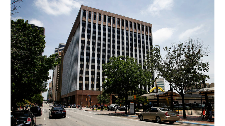 Gunman Dead After Shooting At Federal Courthouse In Dallas