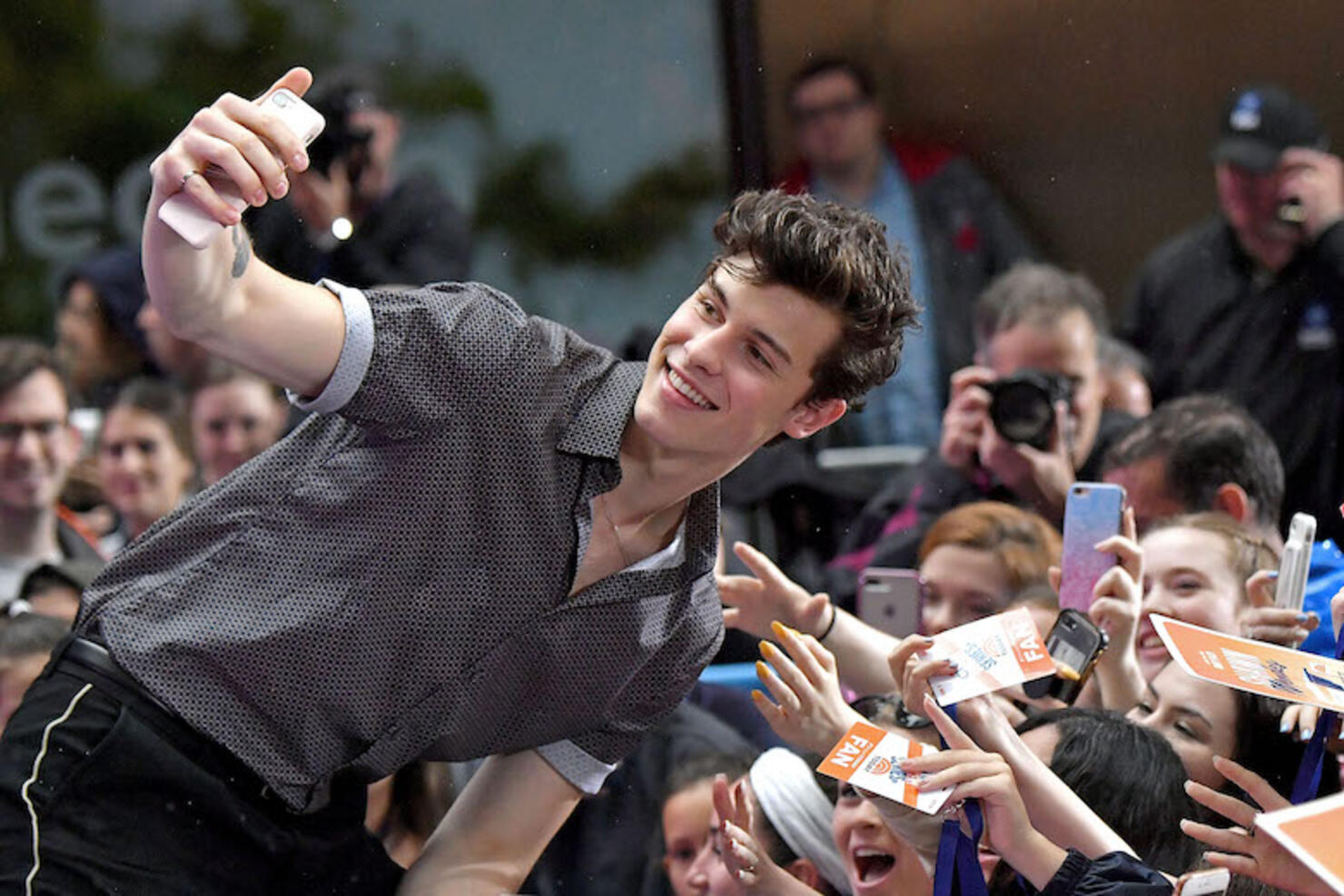 Shawn Mendes Perform's On NBC's "Today"