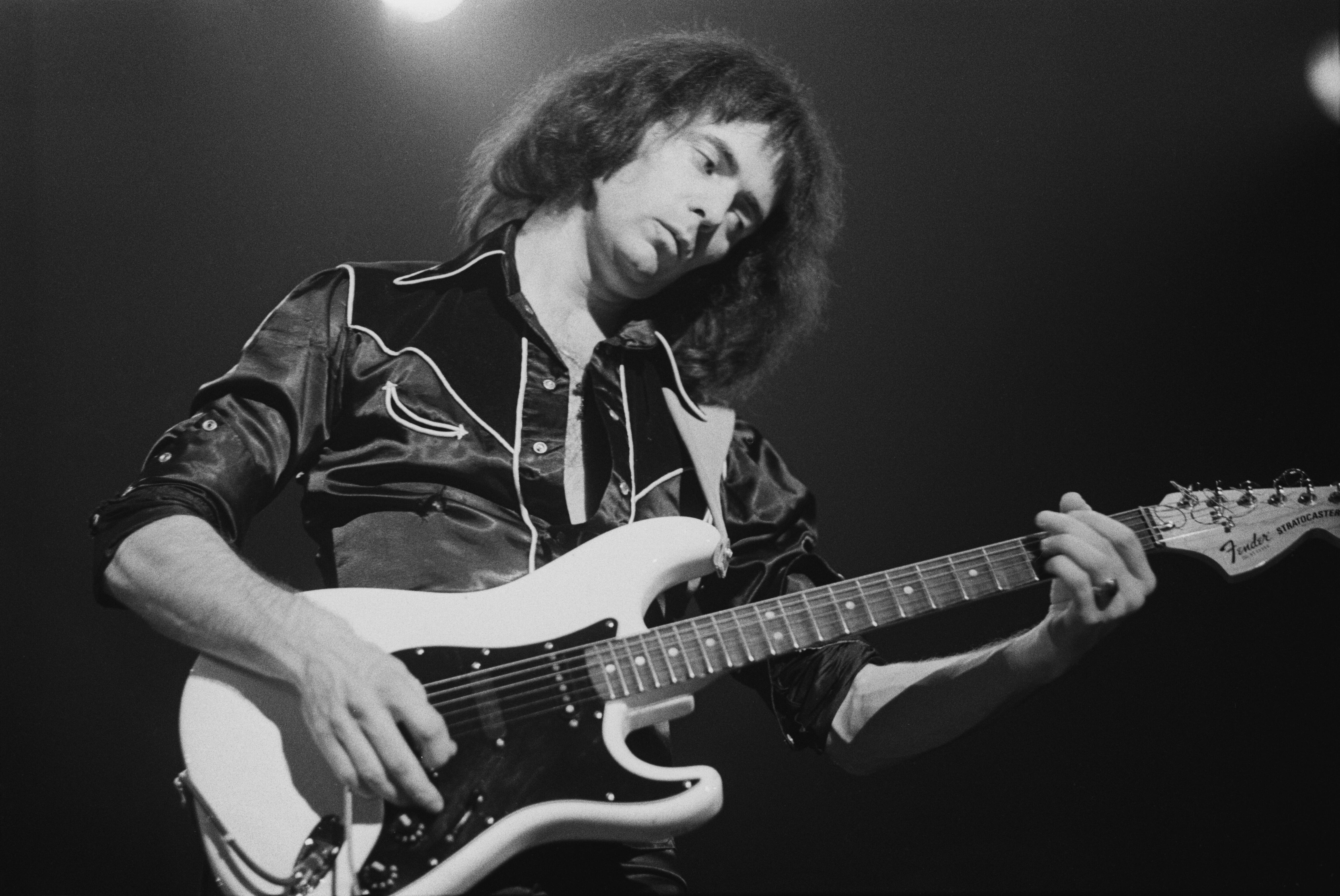 ...In 1975, guitarist Ritchie Blackmore quit Deep Purple to form his own. 