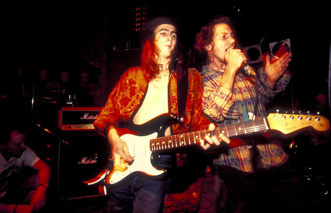 Pearl Jam in Concert at Wetlands - 1991