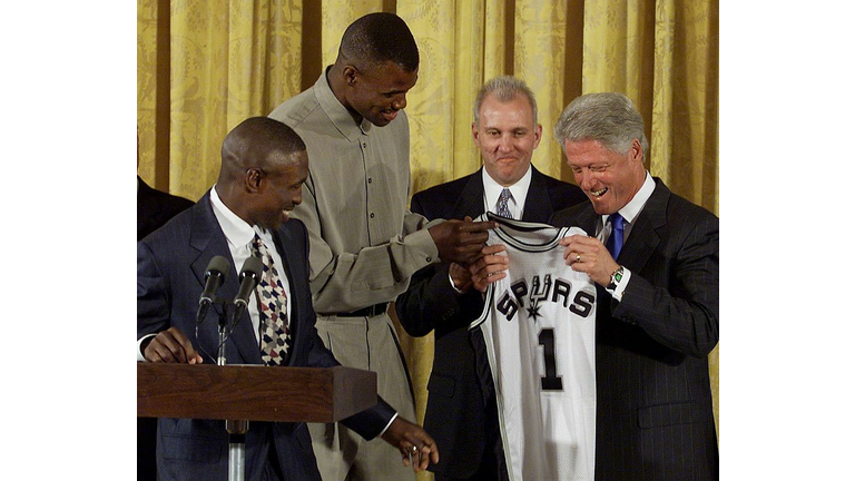 Spurs visit the White House after winning 1999 NBA Championship