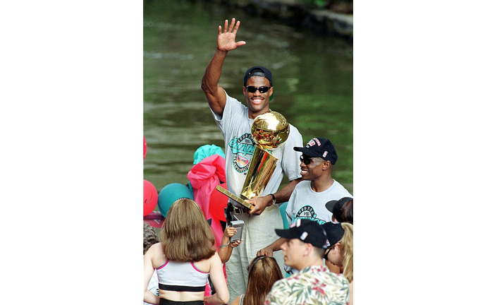 David Robinson waves during NBA Championship celebration parade