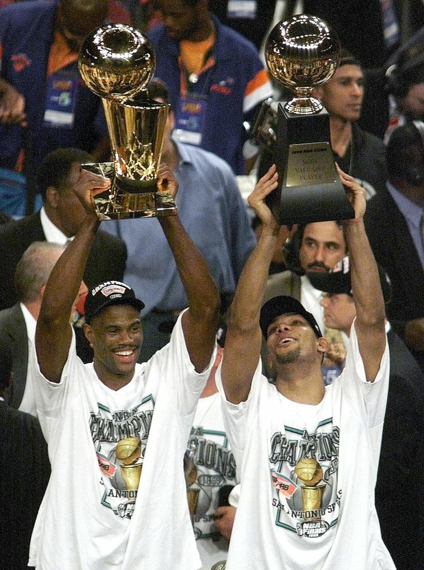 Photos: 20th Anniversary of the Spurs' 1999 NBA Championship Photo Gallery