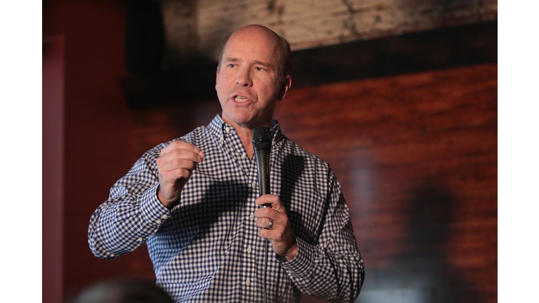 Democrats Campaign at County Fundraisers in Iowa