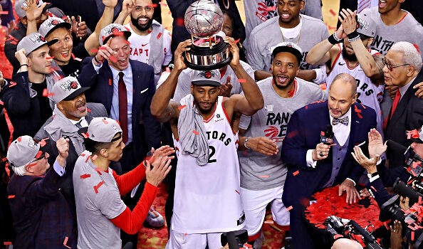 Ric Bucher says the Clippers are 'nervous' that the Raptors are now the frontrunners to sign Kawhi Leonard.