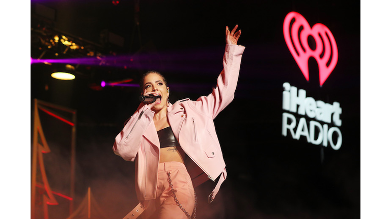 Halsey - “Empty Gold”