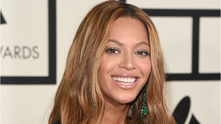 Beyonce Shows Off Her Natural Hair In Hilarious Video Filmed By Her Mom |  iHeart