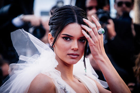 Fans Are Convinced Kendall Jenner Is Dating An L.A. Laker - Thumbnail Image