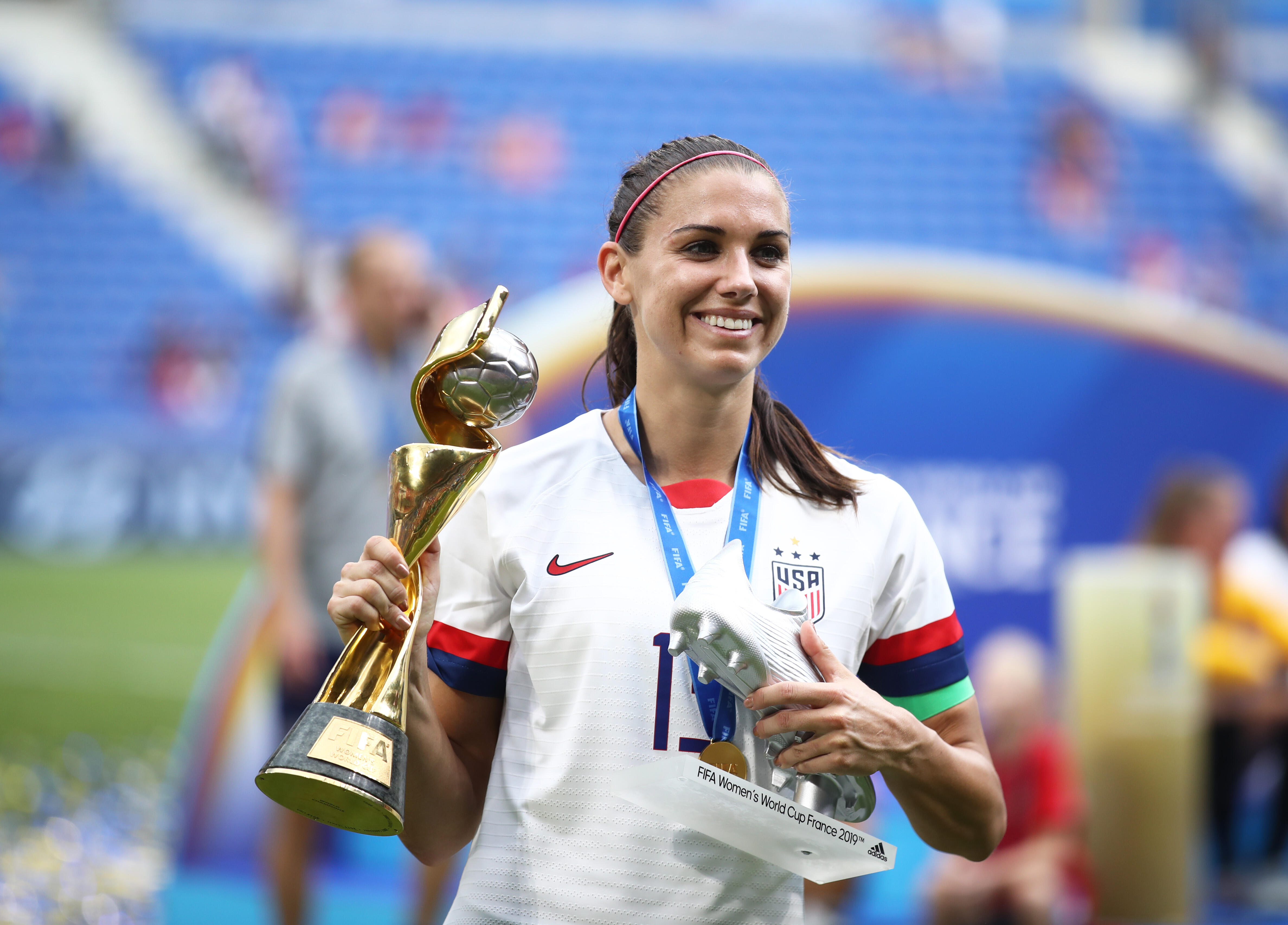 Alex Morgan Twerks in Locker Room After World Cup Win [VIDEO] - Thumbnail Image