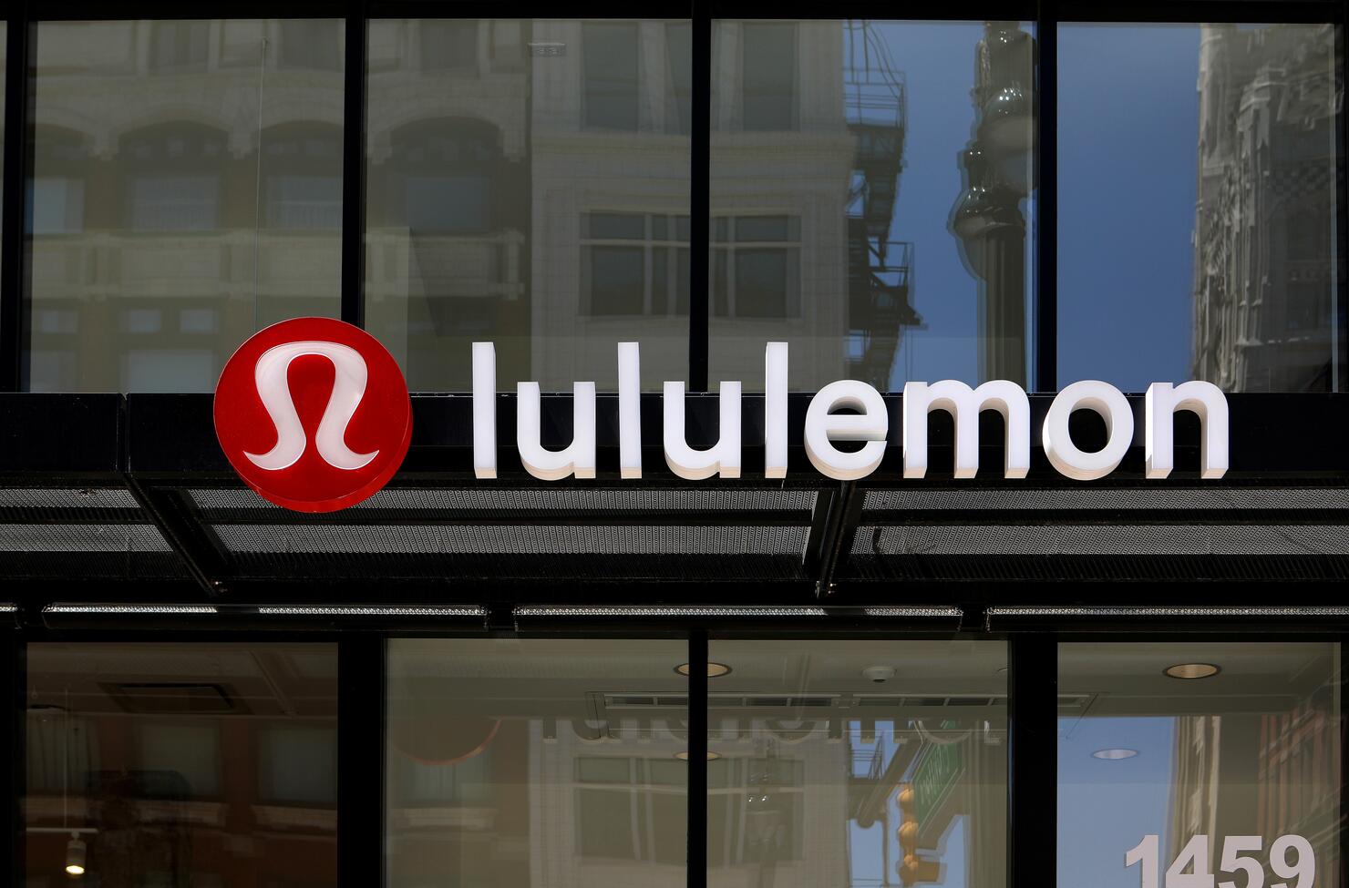 Lululemon Launches 'Experiential Store' With Restaurant And Bar Inside