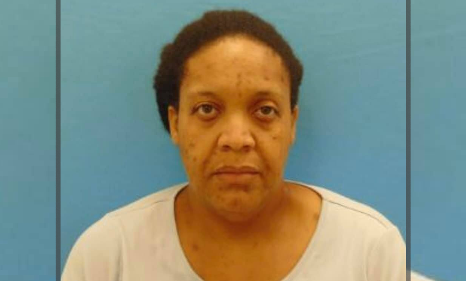 woman lived with her mother's decaying corpse for three years. 