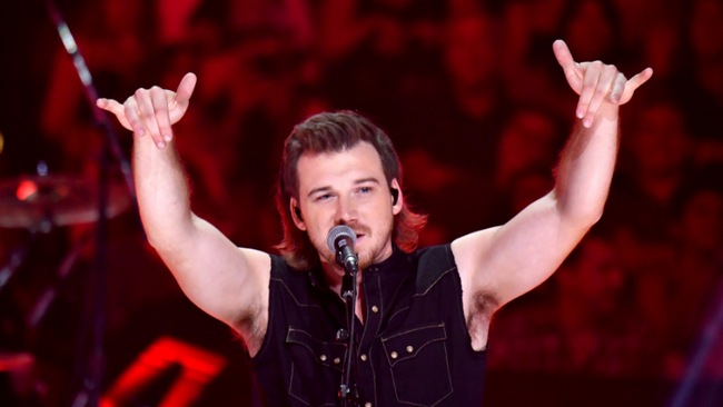 Morgan Wallen Joins Luke Bryan On Stage To Perform ...