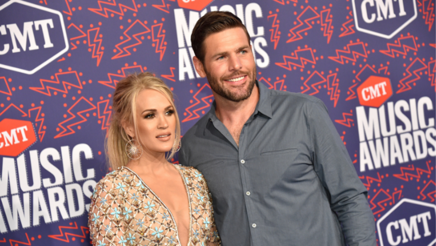 Carrie Underwood And Mike Fisher Take Part In The Viral FaceApp Challenge 