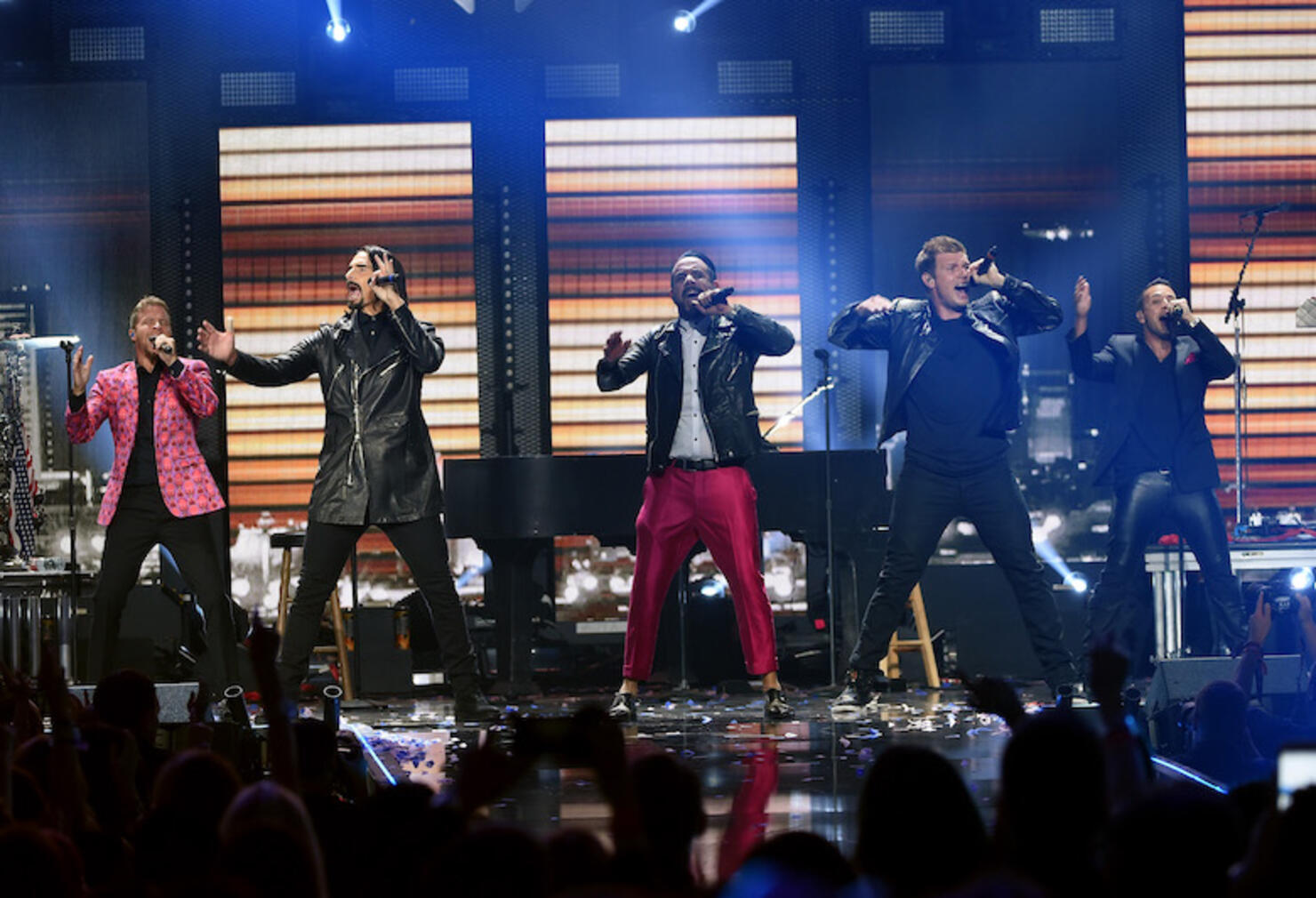 2016 iHeartRadio Music Festival - Night 2 - Show