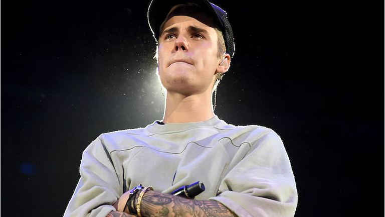 An Evening With Justin Bieber - Performances