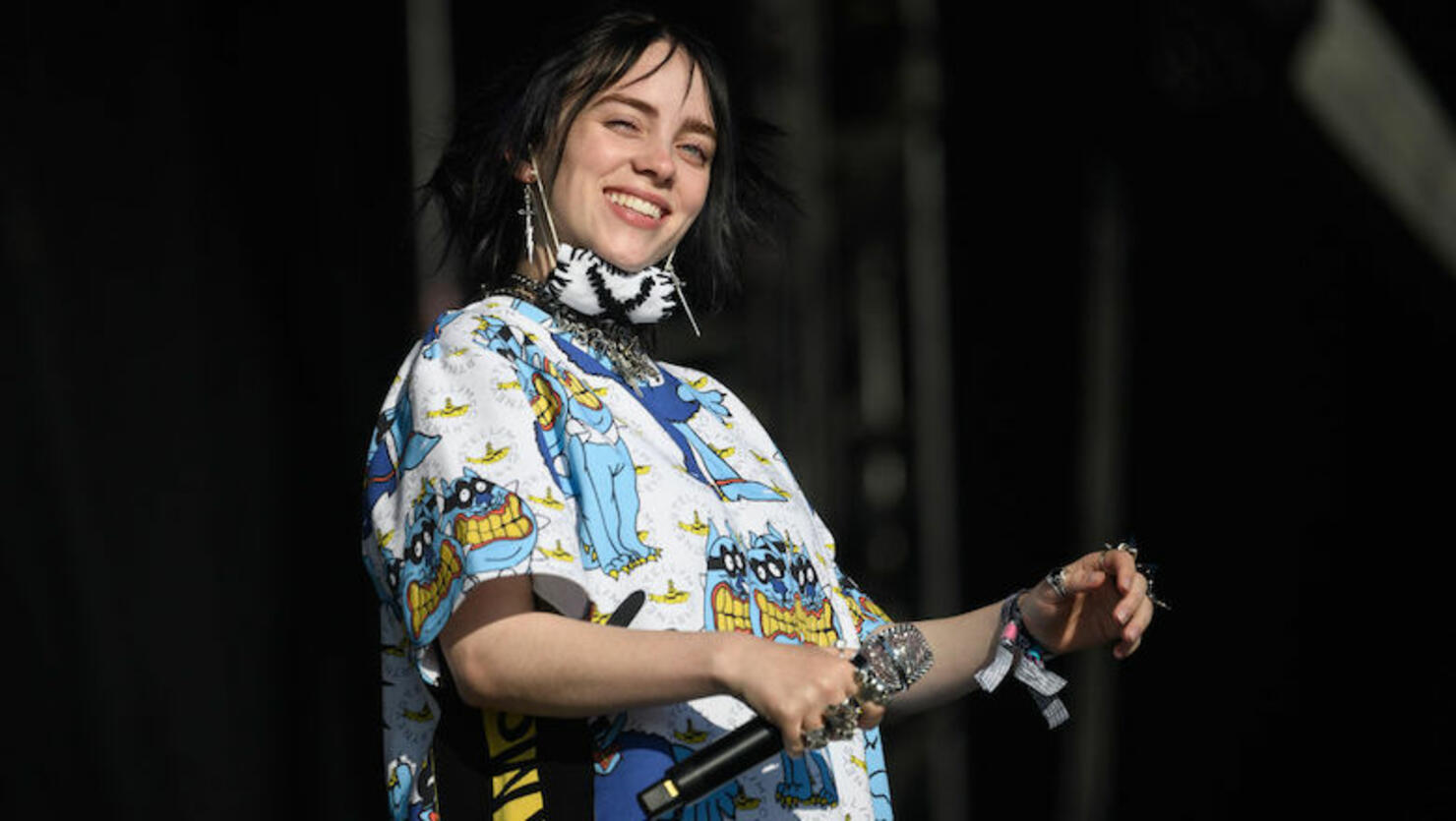 Billie Eilish Becomes 3rd Woman In History With Multiple ALT Chart ...