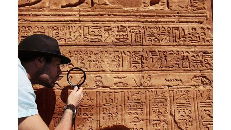 Archeologist