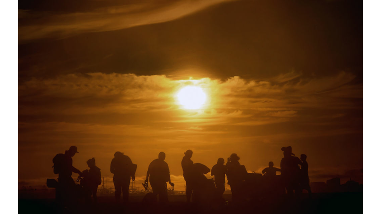 US-WEATHER-SUNSET-FEATURE