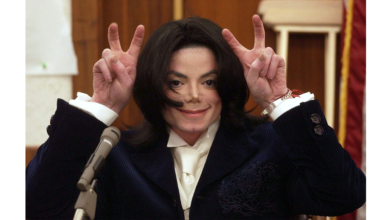Michael Jackson Testifies At Trial