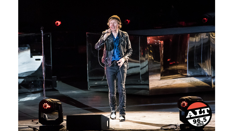 Beck at The Gorge Amphitheatre with Cage The Elephant, Spoon, and Starcrawler