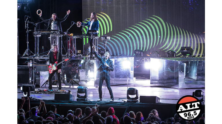 Beck at The Gorge Amphitheatre with Cage The Elephant, Spoon, and Starcrawler