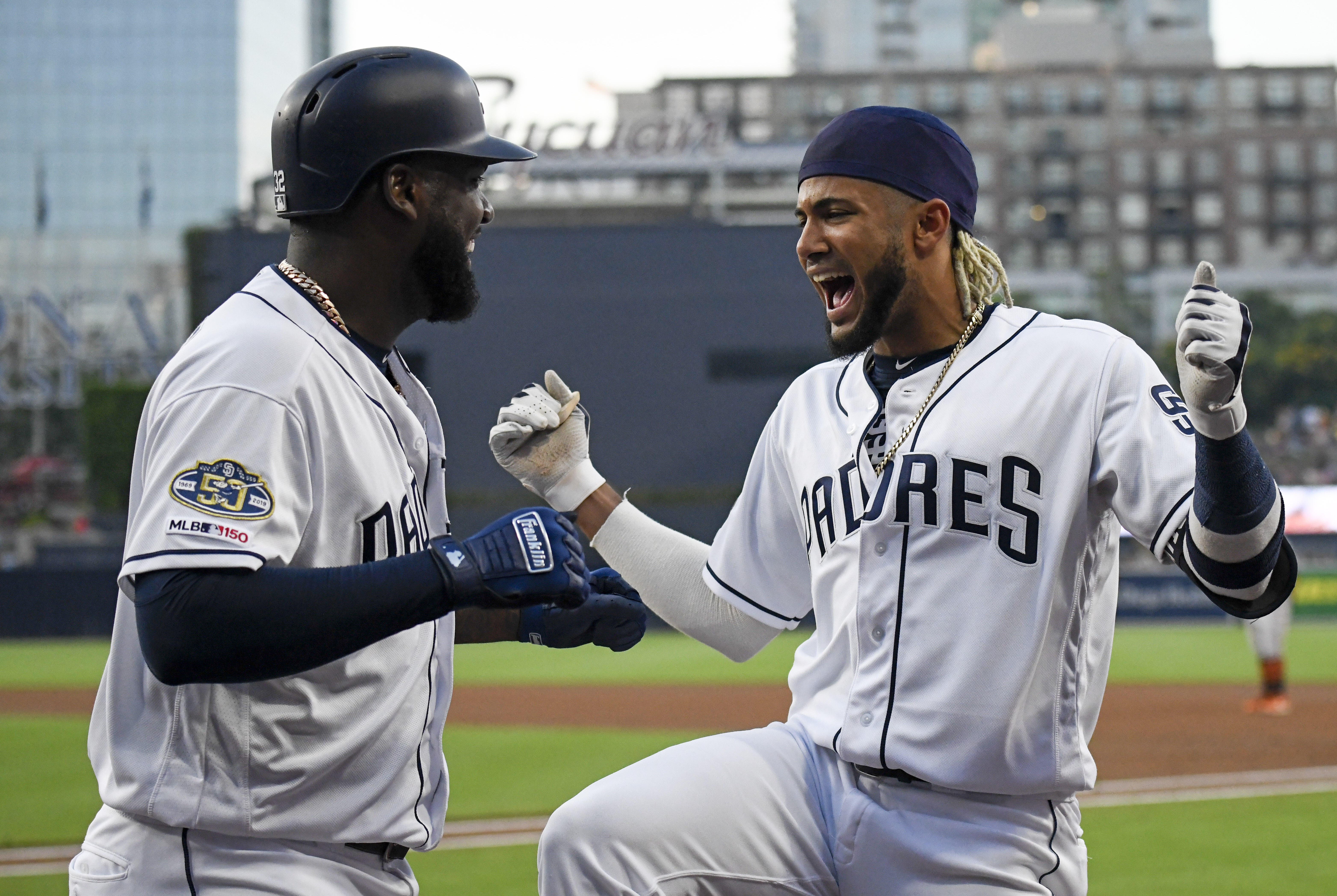 Last night I saw the Padres put on a show. This video proves it! - Thumbnail Image