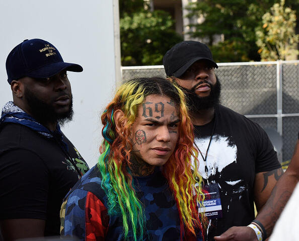 Tekashi 6ix9ine's Girlfriend Says He'll Be Out Of Prison Soon - Thumbnail Image