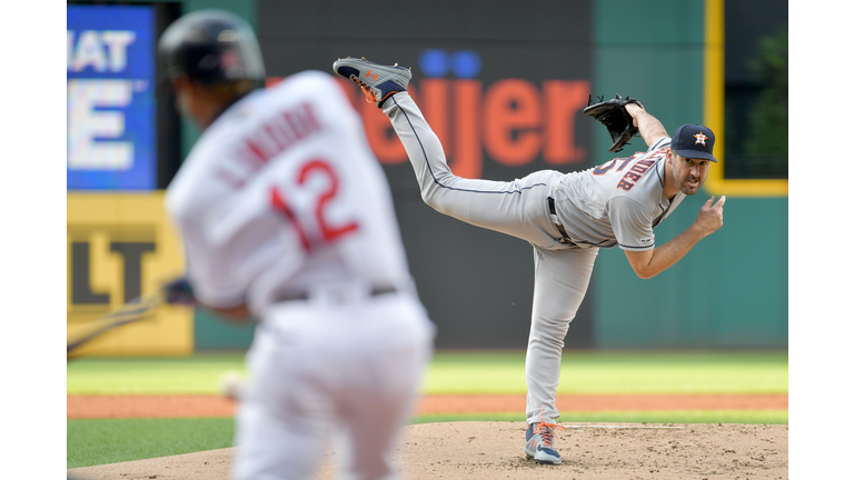 Houston Astros v Cleveland Indians